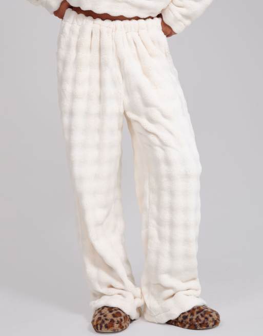 Loungeable Luxury bubble fleece quarter zip and trouser lounge set in cream, 3 of 7