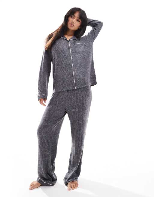 Loungeable Marl brushed rib long sleeve buttoned pyjamas in charcoal, 2 of 4