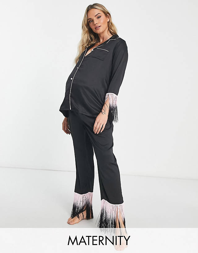 Loungeable - maternity fringed long button through pyjama set in black and pink