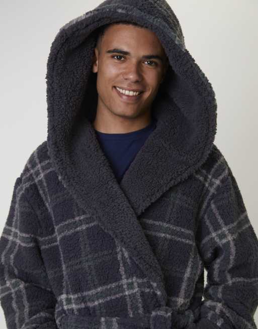 Loungeable Men's robes sherpa check hooded robe in grey | ASOS