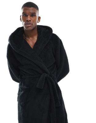 Loungeable – Morgenmantel aus Sherpa-Fleece in Schwarz mit Kapuze - view 1
