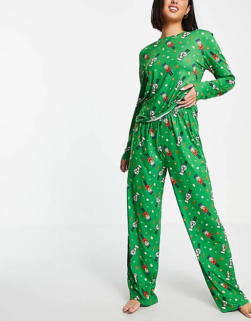 Loungeable nutcracker legging pyjama set in green