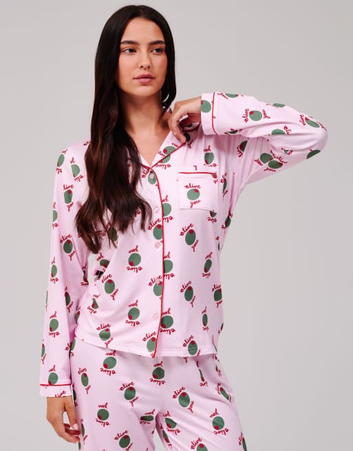 Loungeable Olive you print jersey traditional revere pyjama set in pink, 3 of 5