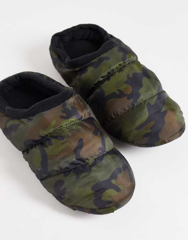 Loungeable padded slippers in camo