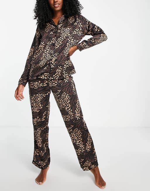 Loungeable - Pantaloni del pigiama in raso animalier scuro in coordinato, 2 di 4