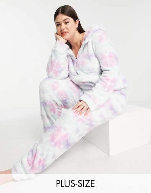 Loungeable – Pastellfärgad, batikfärgad pyjamas i fleece med dragkedja vid halsen