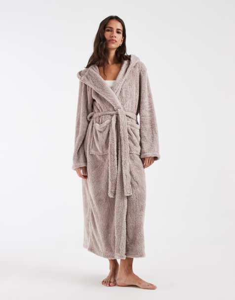 Loungeable peignoir long à capuche en sherpa douillet couleur mink - view 1