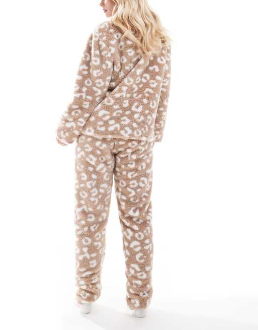 Loungeable Petite – Brungrå, mysig pyjamas i teddytyg, 4 av 4