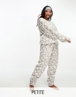 Loungeable Petite cosy sherpa twosie nightwear set in grey animal print - ASOS Price Checker