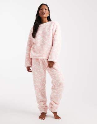 Loungeable Loungeable Petite cosy sherpa twosie nightwear set in pink leopard