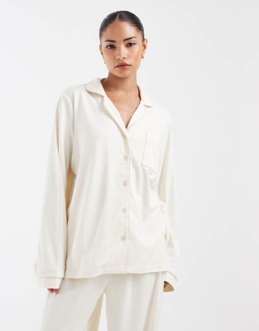 Loungeable Petite super soft jersey revere top and wide leg pyjama set in marshmallow, 2 of 4