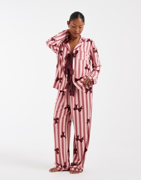 Loungeable Petite supersoft jersey pyjama tie-front shirt and pants set in bow print pink stripe - view 1
