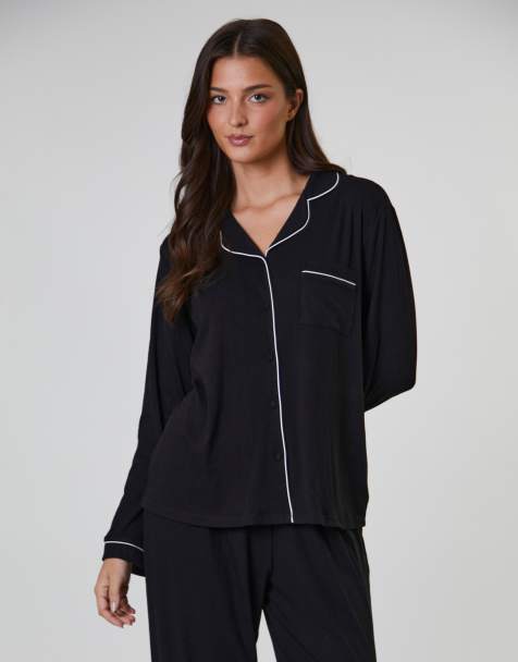Loungeable - Pigiama tradizionale nero a coste con camicia a maniche lunghe e pantaloni lunghi - view 1