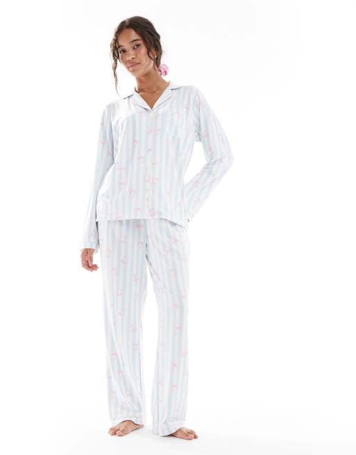 Loungeable - Pyjamaset van superzachte jersey met top met revers en broek met wijde pijpen in strikjesprint en strepen in blauw