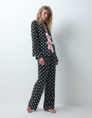 Tie Front