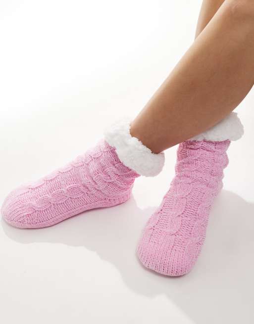 Loungeable – Rosa, flätstickade strumptofflor i chenille med teddyfoder, 3 av 3