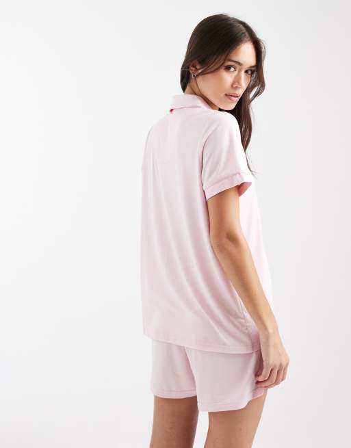 Loungeable - Set met overhemd met korte mouwen en short van superzachte jersey in gedempt roze, 2 van 4