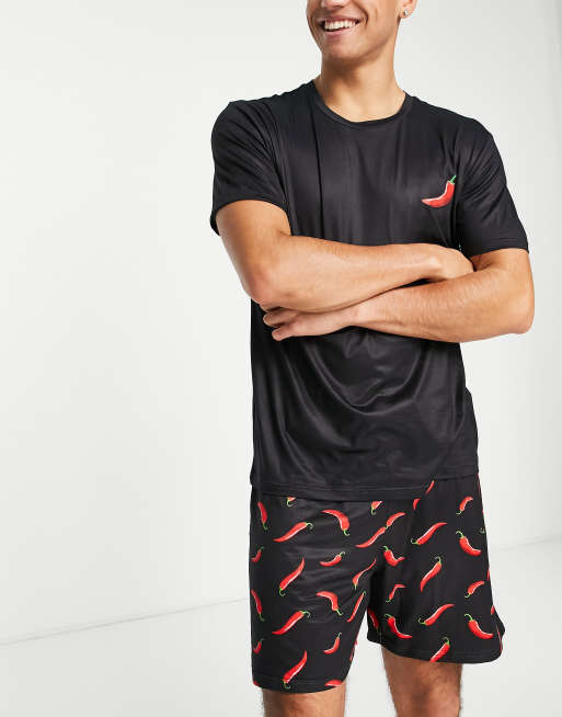 Loungeable - Sort pyjamassæt med shorts og chiliprint