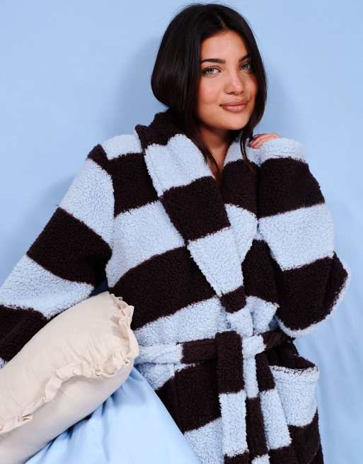Loungeable Stripe cosy borg fleece midi shawl dressing gown in blue, 5 of 7