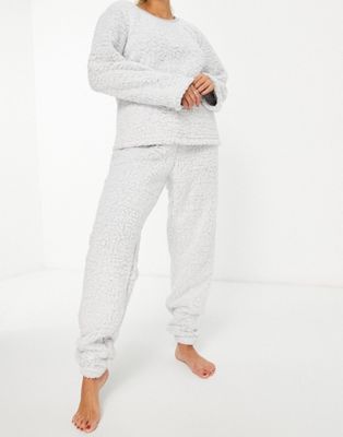 Loungeable super soft cosy fleece lounge set in grey