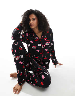 Loungeable supersoft jersey lucky print pyjama set in black