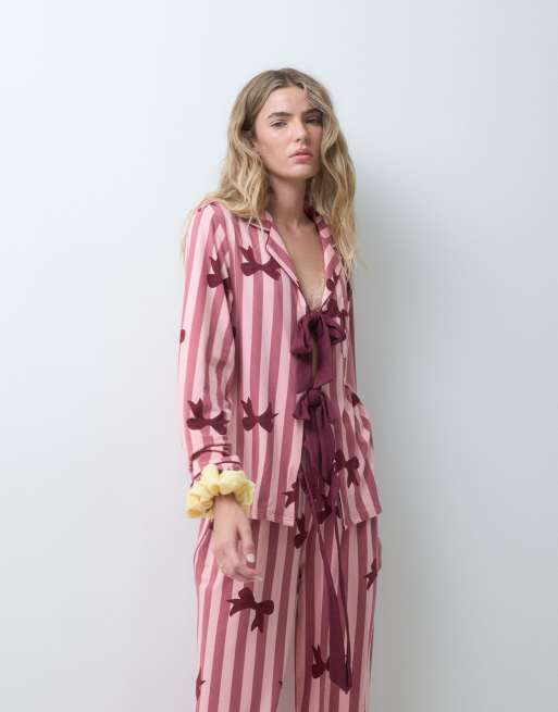 Loungeable supersoft jersey tie front shirt and trouser pyjama set in bow print pink stripe, 3 of 4