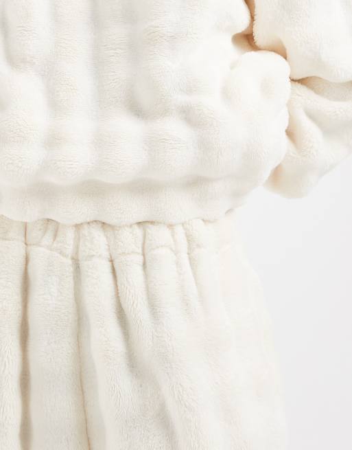 Loungeable Tall bubble zip neck snuggle top and wide leg pant co-ord set in cream, 3 of 4