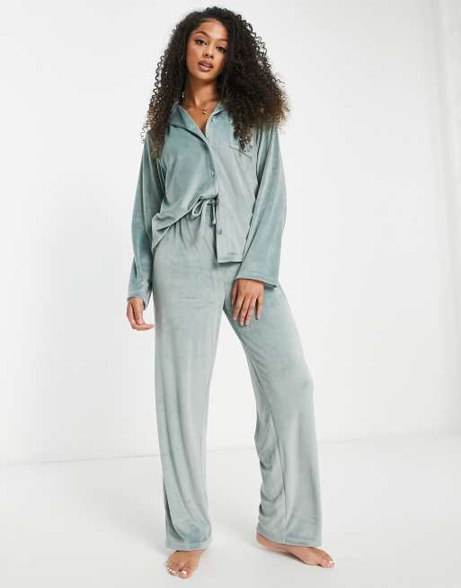 Super soft best sale pyjama set