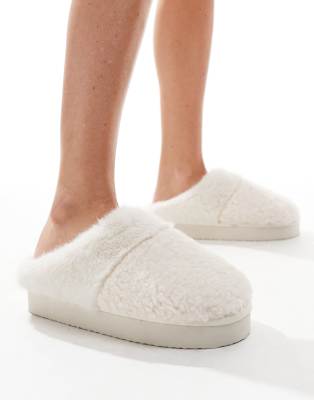 Loungeable Textured Chunky Mule Slippers In White