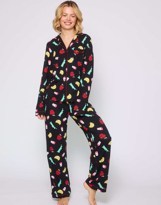 Loungeable - Traditionele pyjamaset met lange mouwen, knoopsluiting en New York-print in zwart