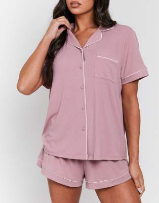 Loungeable - Traditionelles, geripptes Pyjama-Set für Damen in Rosa mit kurzärmligem Hemd und Shorts