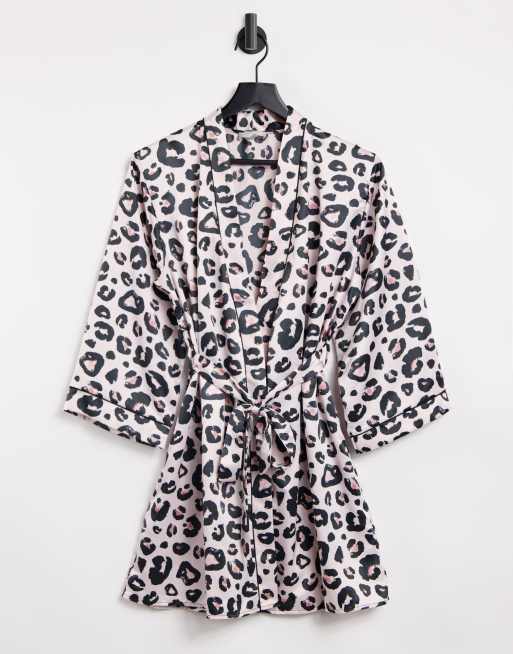 Loungeable - Vestaglia in raso con stampa leopardata