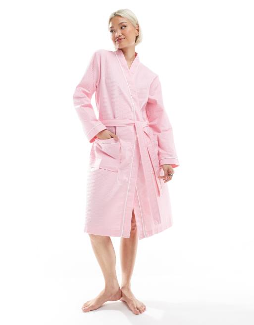 Loungeable - Vestaglia rosa in cotone lavorato a nido d'ape con profili in raso, 2 di 4