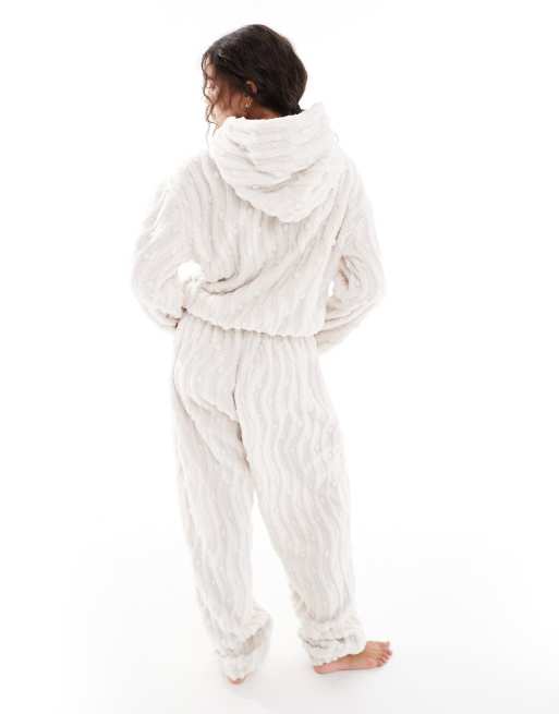 Loungeable wavy popcorn fleece wide leg pants in cream (part of a set), 4 of 4