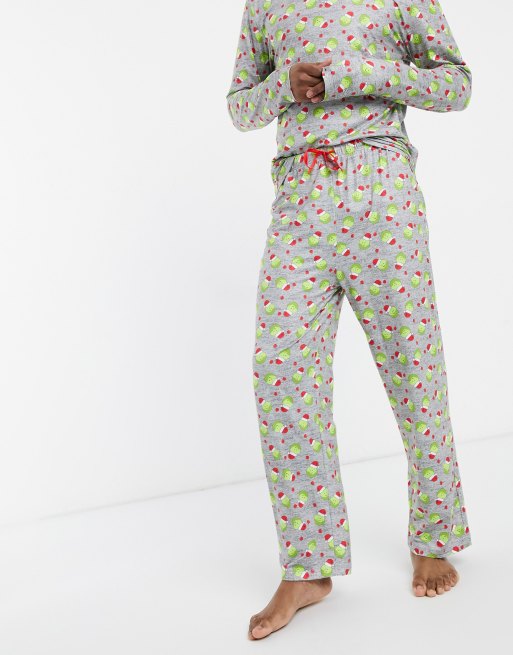 Loungeable – Weihnachtlicher Pyjama mit Rosenkohl-Print in Grau