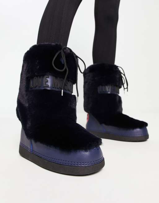 Love fashion moschino boots snow