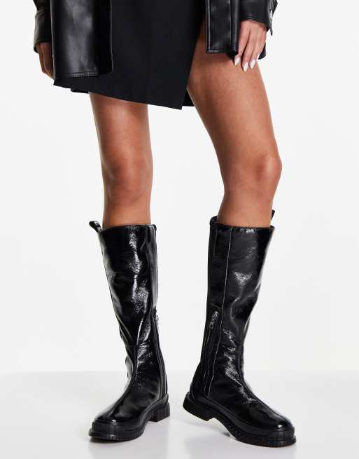 Love moschino over hot sale the knee boots