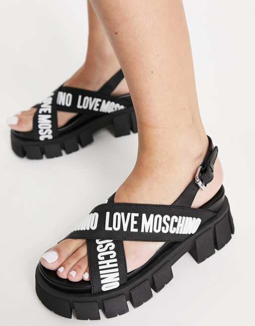 Love Moschino - Chunky sandaler med krydsende remme og logo i sort, 3 af 4