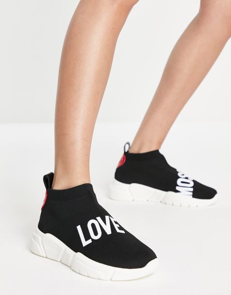 Love Moschino – Czarne buty sportowe z elastyczną cholewką i logo - view 1