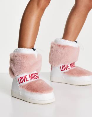 Love moschino faux fur stud sale snow boots