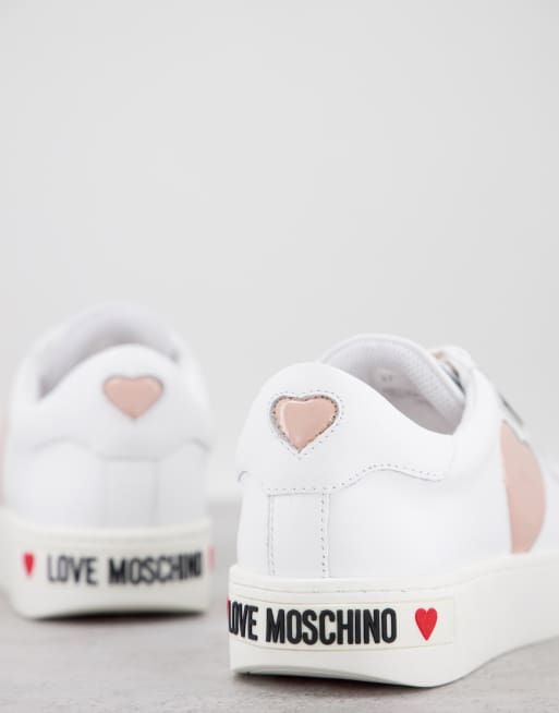 Love moschino hot sale heart shoes