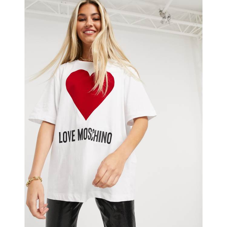 T shirt store moschino love