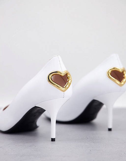 Love Moschino heart pointed heeled shoes in white