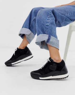 moschino runner trainers