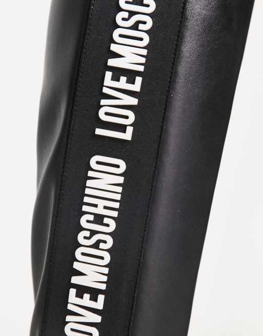 Love Moschino – Kniehohe Stiefel in Schwarz mit Logo, 2 von 4