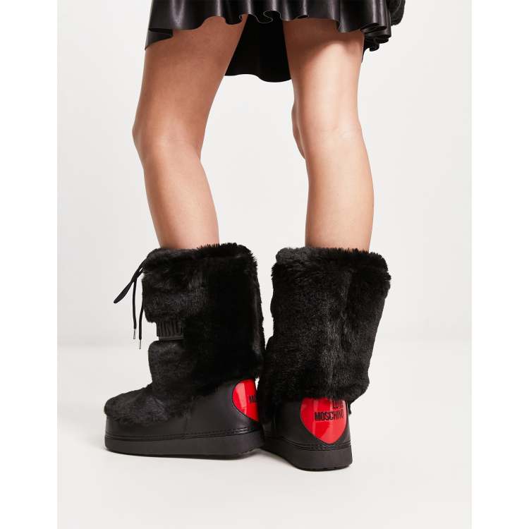 Moschino 2025 fur boots