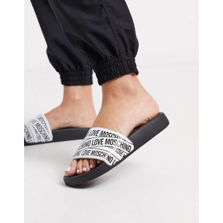 Moschino discount logo slides