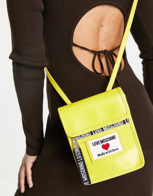 Love moschino discount yellow bag