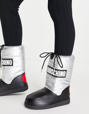 love moschino boot