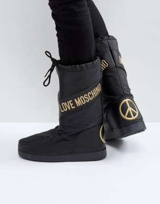 love moschino boots